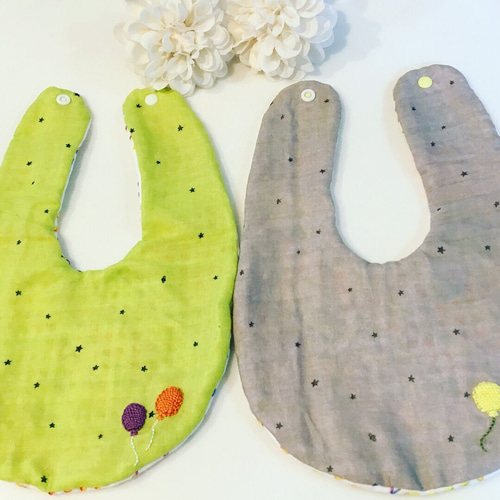 刺し子のスタイセット ☆かわいい三角柄と風船☆ スタイ