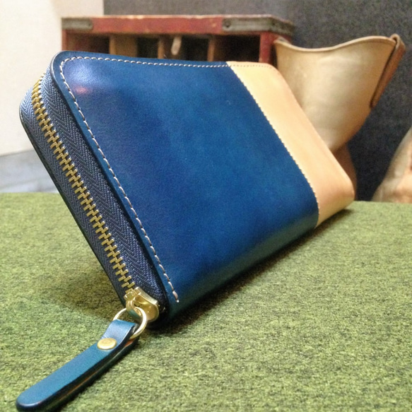 ムックの店のロングZIPウォレット　ブルー×ナチュラル 外側