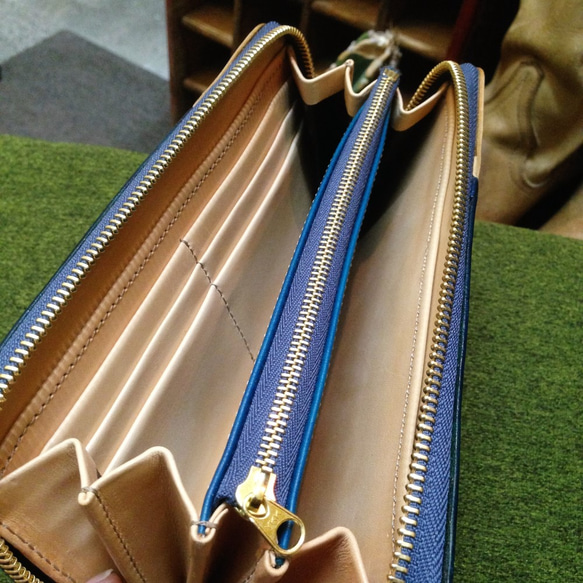 ムックの店のロングZIPウォレット　ブルー×ナチュラル 外側