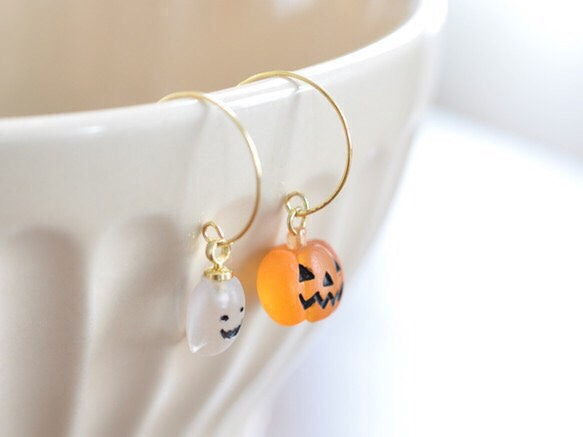 ハロウィンピアス（パンプキン＆おばけ） 2枚目の画像