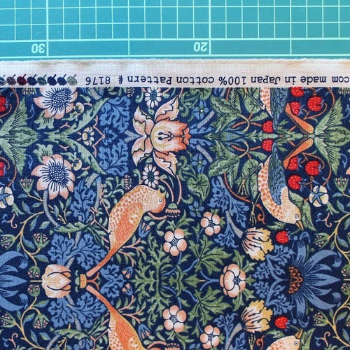 Moda ウィリアム・モリス いちご泥棒 ブルー 生地 Open the Closet