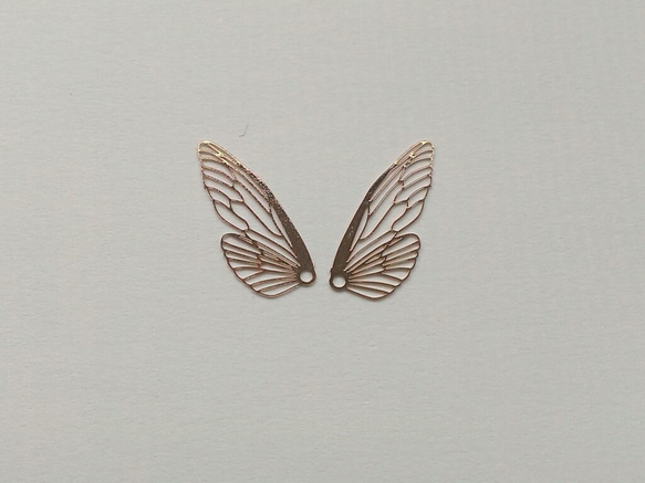 蝶の羽☆繊細な透かしパーツ 3枚目の画像