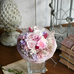 petit bouquet プリザーブドフラワー　ガーベラとローズのふわふわブーケ　花束 1枚目の画像
