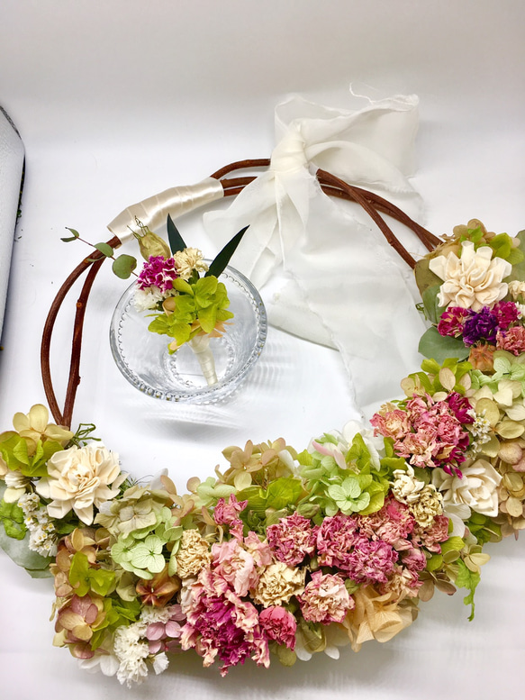 ウェディングぶどうつる カーネーション ドライフラワー リース