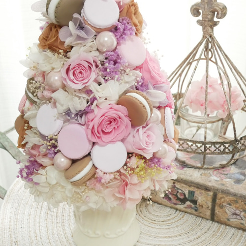 お花たっぷり! プリザーブドフラワー マカロンタワー お花たっぷり! プリザーブドフラワー マカロンタワー