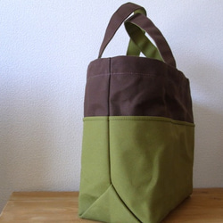 bicolor tote M (brown×green) 2枚目の画像