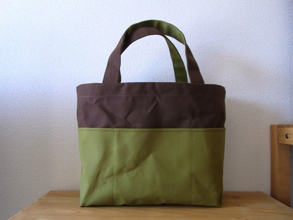 bicolor tote M (brown × green) 1枚目の画像
