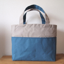 帆布 bicolor tote M (gray×bluegray) 1枚目の画像