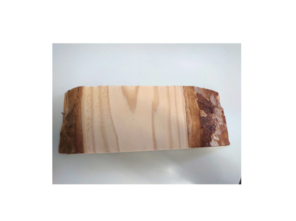 珍しい木の皮つき 焼き文字表札  木製表札 3枚目の画像