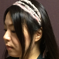 ふわふわカチューム ピンク グラデーション ラメグレイ クリーム ヘアバンド 変わり毛糸 3枚目の画像