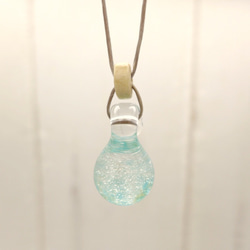Shuusyu泡沫玻璃滴吊墜晨露透明清藍綠色 第2張的照片