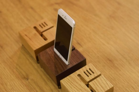 iphone stand [sofa] 5枚目の画像