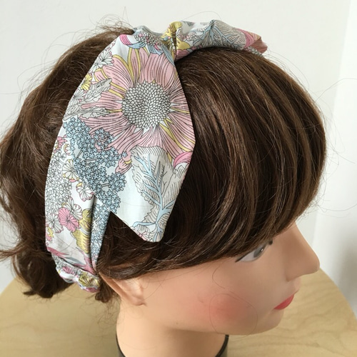 リボン付きヘアバンド ホワイト ゴールド セール】リボン付き洗顔ヘアバンド（ヘアバンド）｜E&C closet