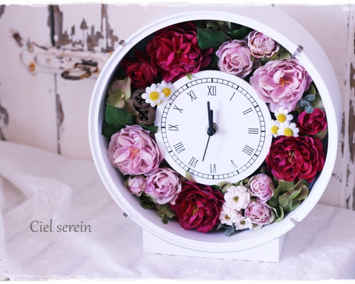 誕生日・新築祝い・ギフトに～ロゼット咲きバラ 花時計 掛け時計