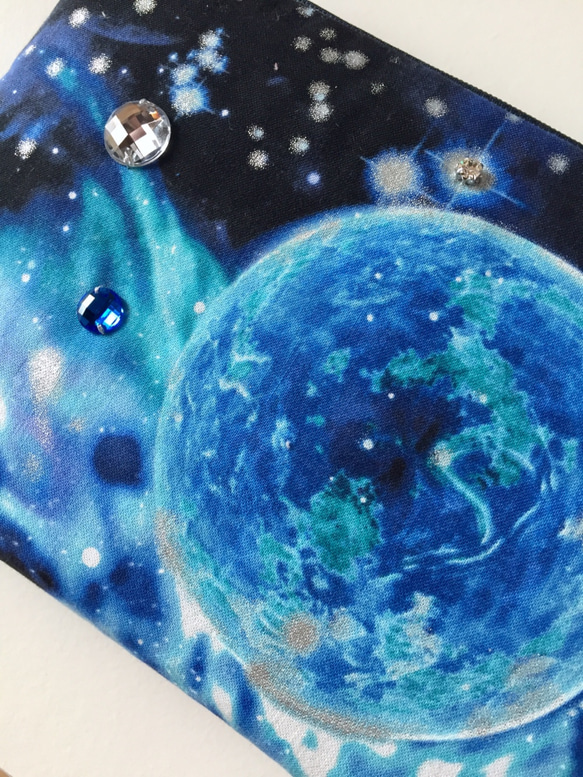sold out青い地球と銀河☆フラットポーチＬ 2枚目の画像