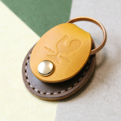 皮革鑰匙鏈“柔白”｜帶500日元硬幣的方便口袋 第6張的照片