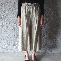 《再販》linen tuck flare pants 1枚目の画像