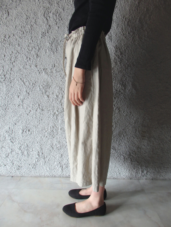 《再販》linen tuck flare pants 2枚目の画像