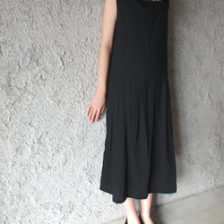 《再販》cotton dropped waist one-piece ブラック 1枚目の画像