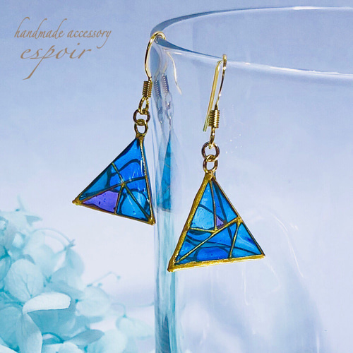 ハンドメイドピアス 三角錐×15 