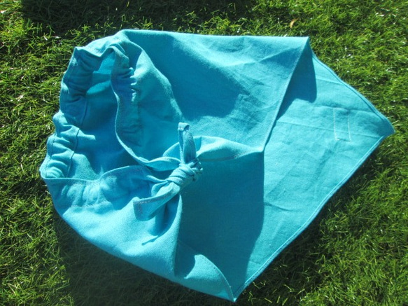 カラフルな三角巾＆巾着　ゴム　ピンク/イエロー/水色 3枚目の画像