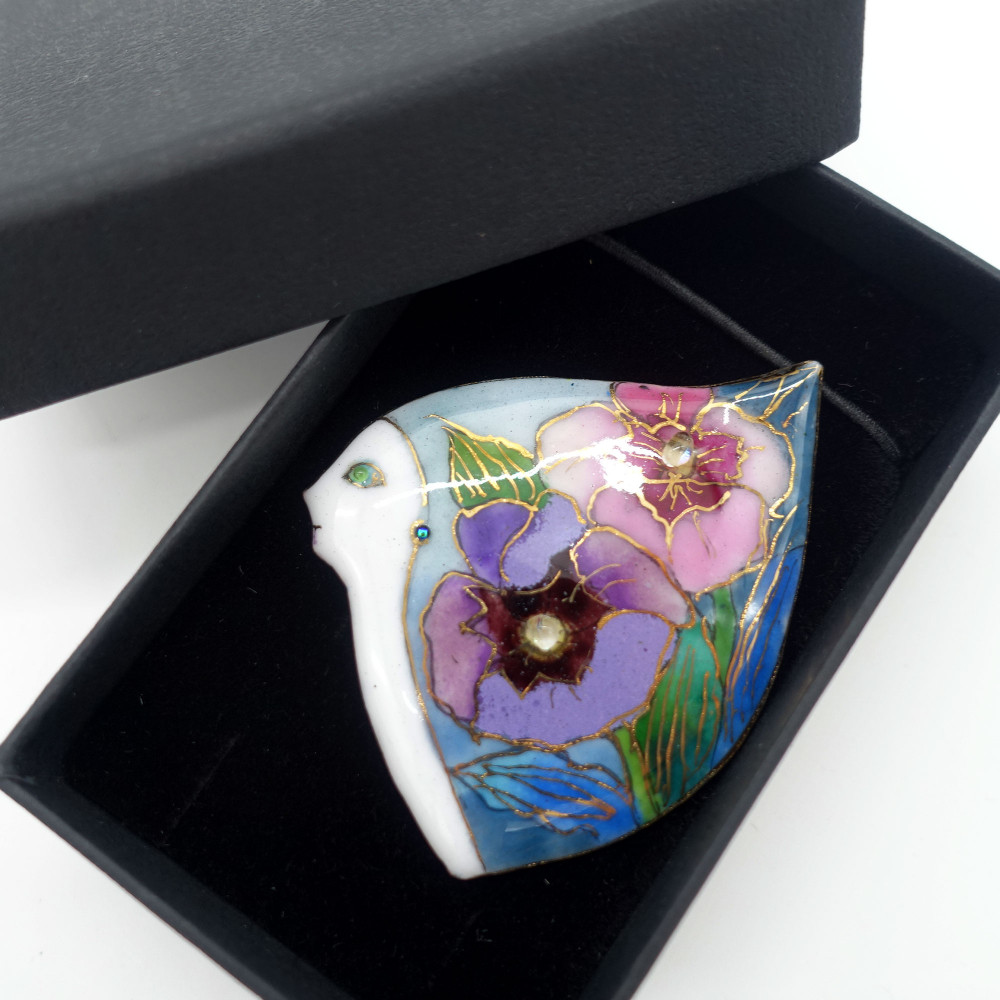 「花と乙女」typeB-5の七宝焼ブローチ【受注制作】