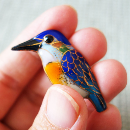 カワセミの七宝焼ピンブローチ(ピンバッジ)【受注制作】 ピンバッチ