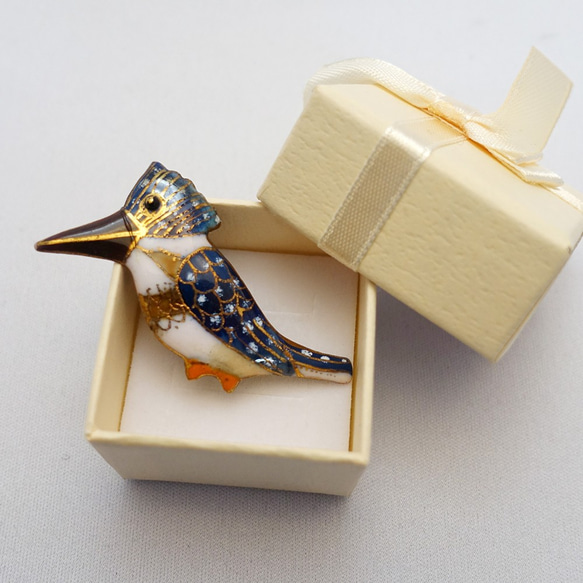DEC stamp pin Oliver オリバー　ピンバッジ OV1104 Eyeglasses Vintage DTB-Antique Gold | Oliver Peoples USA