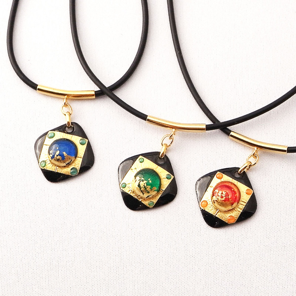 天使のキャンディ（ミニ）の七宝焼ネックレス（色は指定してください）【受注制作】