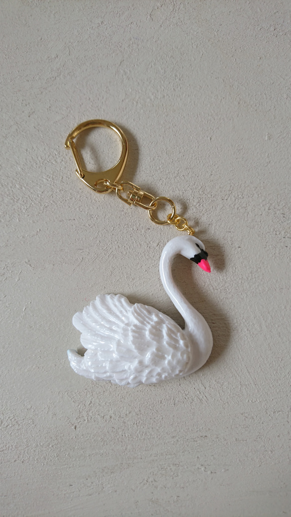 白鳥のバックチャーム スワン 名前入れ可能
