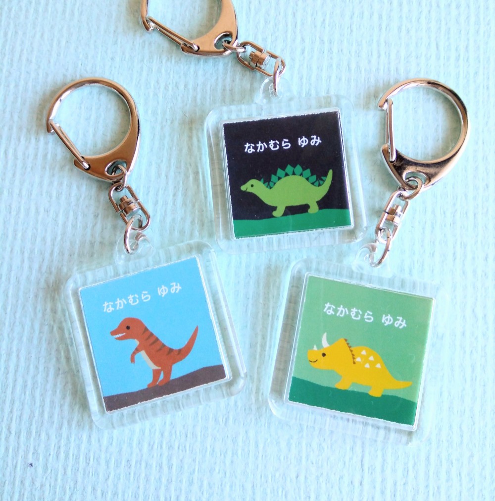 ♡オーダー♡木の恐竜☆名前入り☆