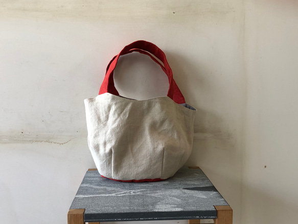 リネンのトートバッグ　linenwool　"マチたっぷりのお散歩BAG” 1枚目の画像