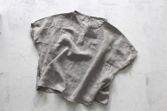 夏のブラウスlithuanian linen　半袖/ブルーグレー　【受注生産品】 1枚目の画像
