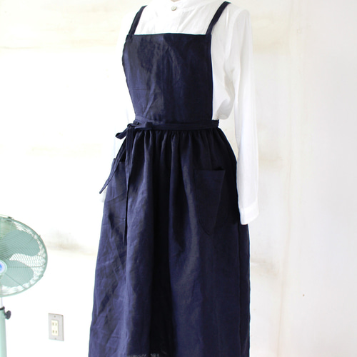 芸能人愛用 ギャザー入りワンピースエプロンfrenchlinen100％ロング丈仕様 エプロン・三角巾