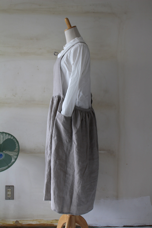 ギャザー入りワンピースエプロンfrenchlinen100％ロング丈仕様