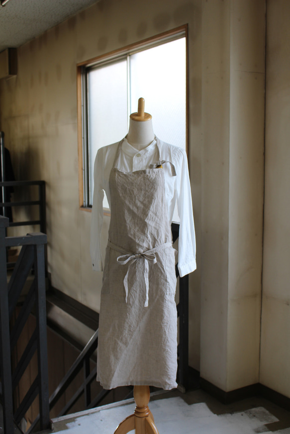 FRENCH LINEN100％　long apron/フルエプロン 生成 2枚目の画像