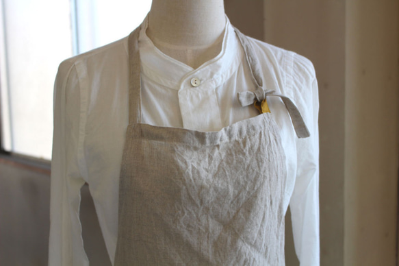 FRENCH LINEN100％　long apron/フルエプロン 生成 3枚目の画像