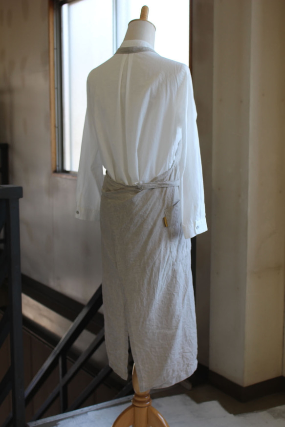 FRENCH LINEN100％　long apron/フルエプロン 生成 4枚目の画像