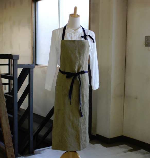 厚手透け感無いエプロンお探しの方にお勧め＊ベルギーリネン100%２５番手 1枚目の画像