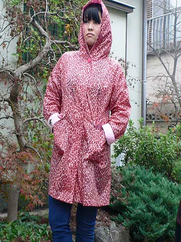 WLC1815-L　女用單品 披風雨衣 完全防水　粉色系豹紋 第1張的照片