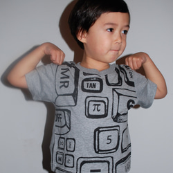 キーボードプリントTーシャツ（５−６才） 3枚目の画像