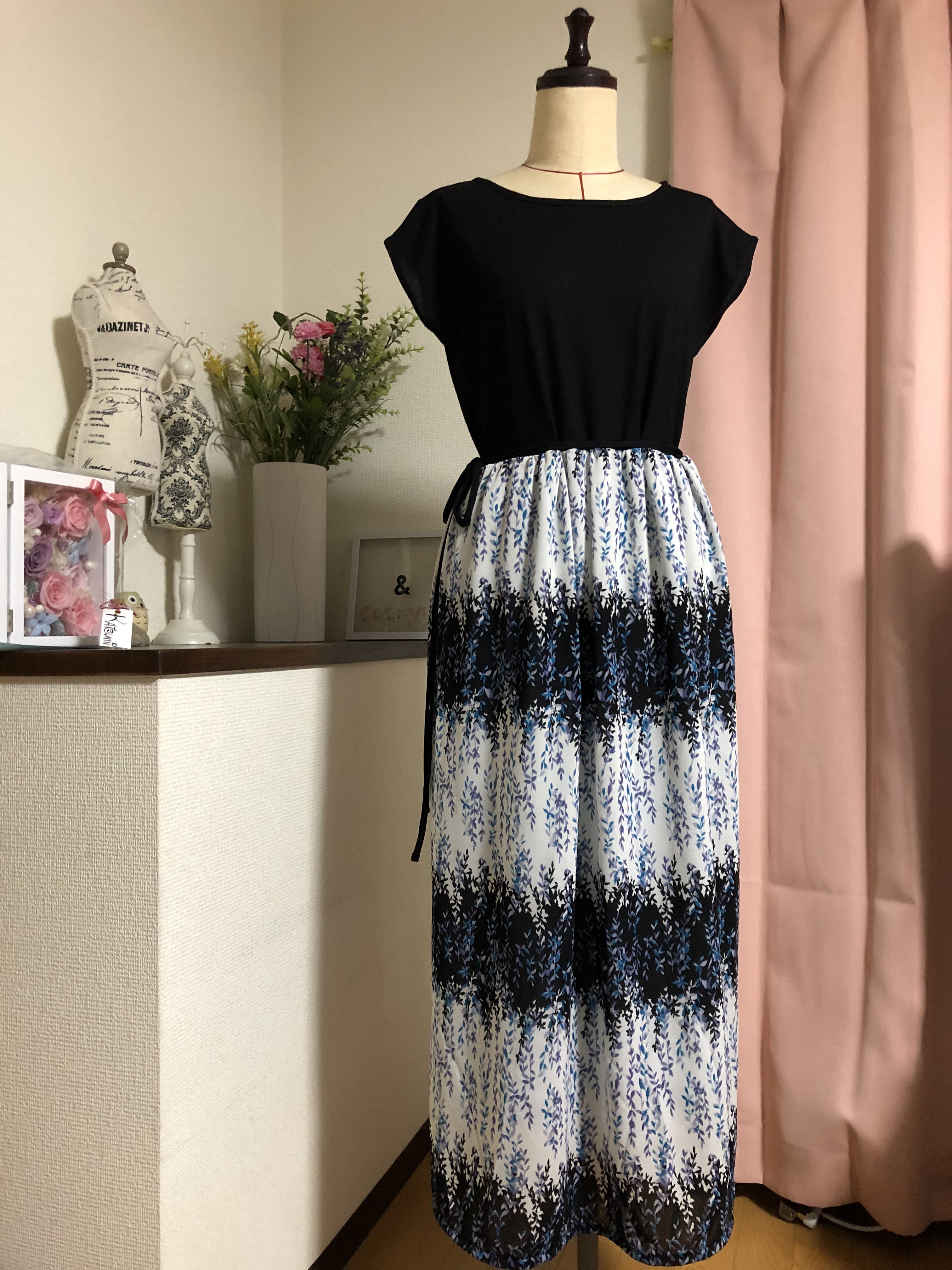 フレンチスリーブウエスト切り替えマキシ丈ワンピース