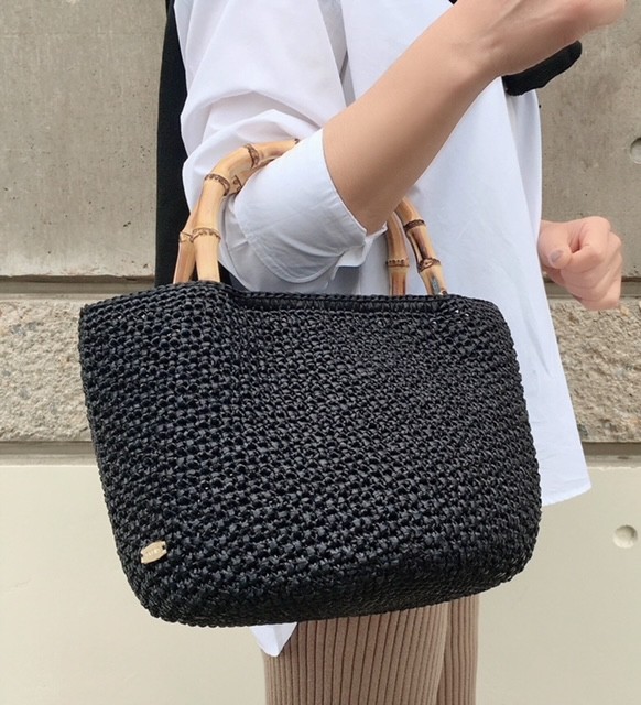 ＝受注製作商品＝　キラキラマルシェバッグ『Ｃｏｏｌ』ブラック　バンブーハンドル