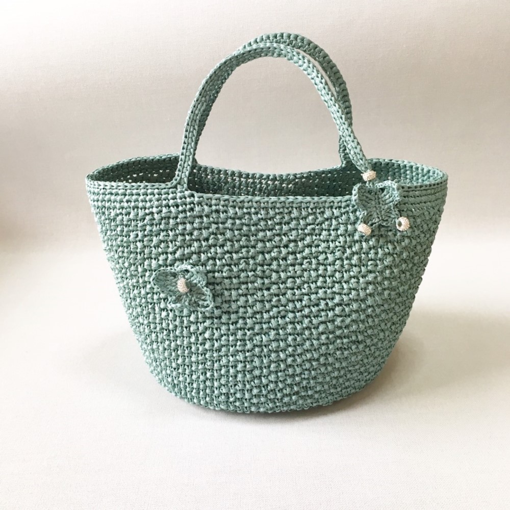 ＝受注製作商品＝　キラキラマルシェバッグ『Ｃｏｏｌ』レトログリーン　蝶々モチーフ付