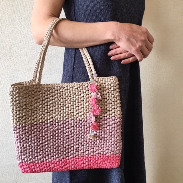 ＝受注製作商品＝　キラキラトートバッグ『Ｓｈａｎｔｉ』桜ピンク　花柄チャーム付 11,534円