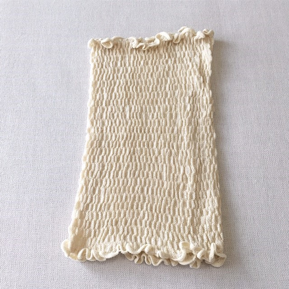 ＵＶ対策　シルク１００％　ニット膨れ織りネックカバー　アイボリー 1枚目の画像