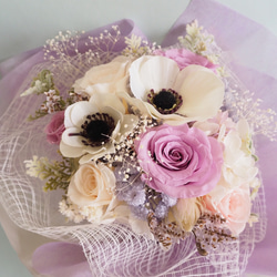 バラとアネモネの花束 ラベンダーカラー bouquet 1枚目の画像