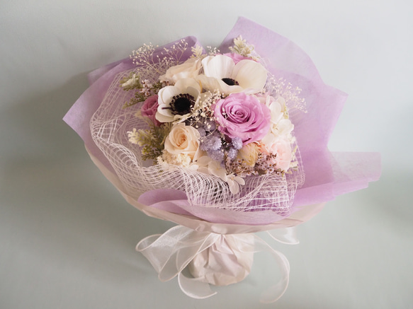 バラとアネモネの花束 ラベンダーカラー bouquet 2枚目の画像