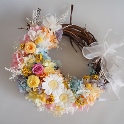 ガーベラとバラのカラフルなプリザーブドフラワー リース flower wreath 1枚目の画像