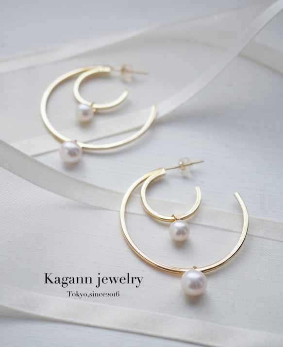 【受注制作】DOUBLE MOON hoop earrings〈pearl〉 3枚目の画像